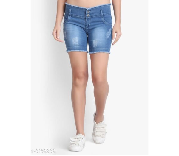 Trendy Women's Shorts 664